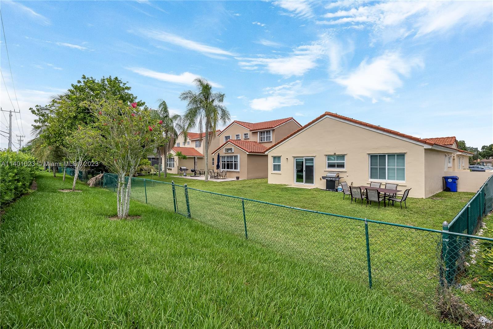 Listing Photo 15
