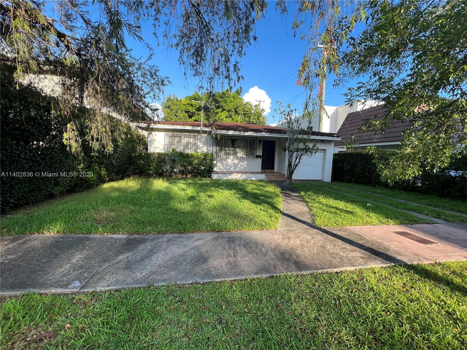 812  Columbus Blvd  For Sale A11402836, FL