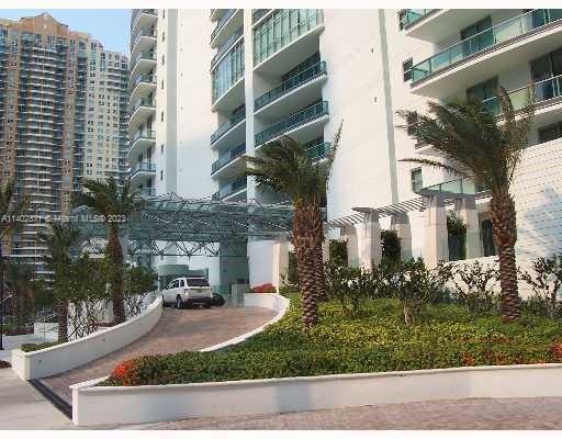 Photo 1 of Jade Residences Apt 1008 in Miami - MLS A11402871