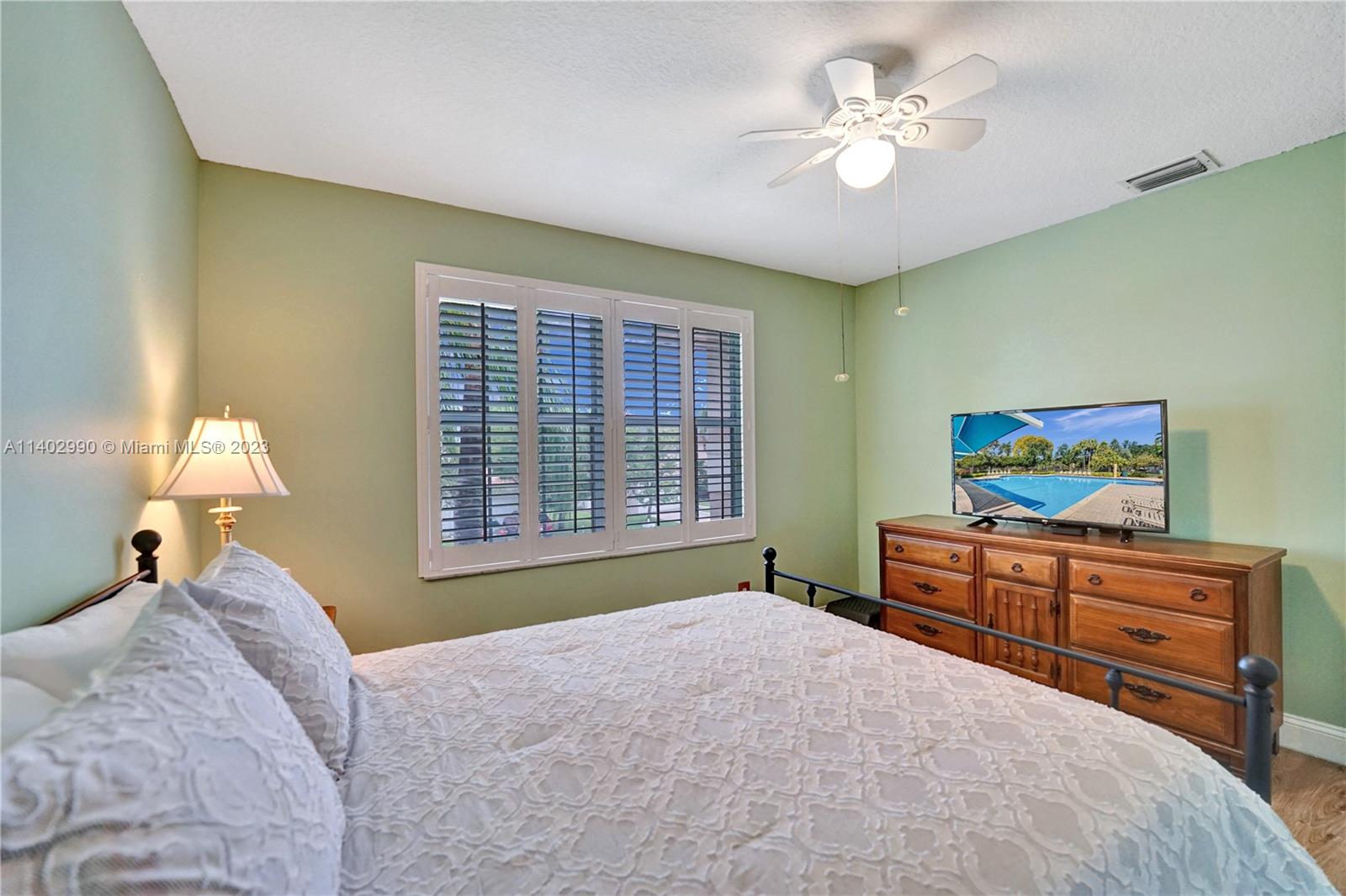 Listing Photo 53