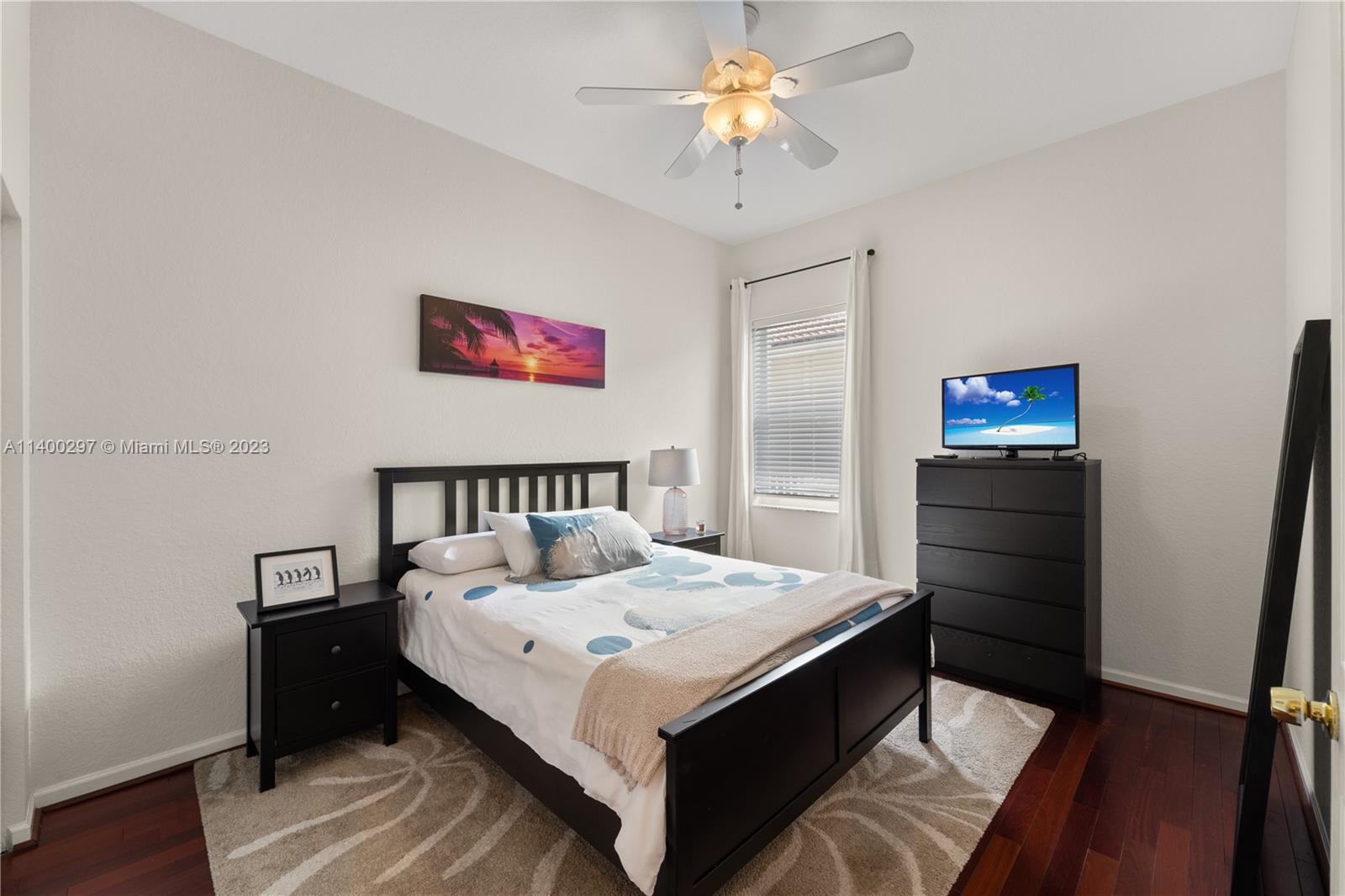 Listing Photo 19