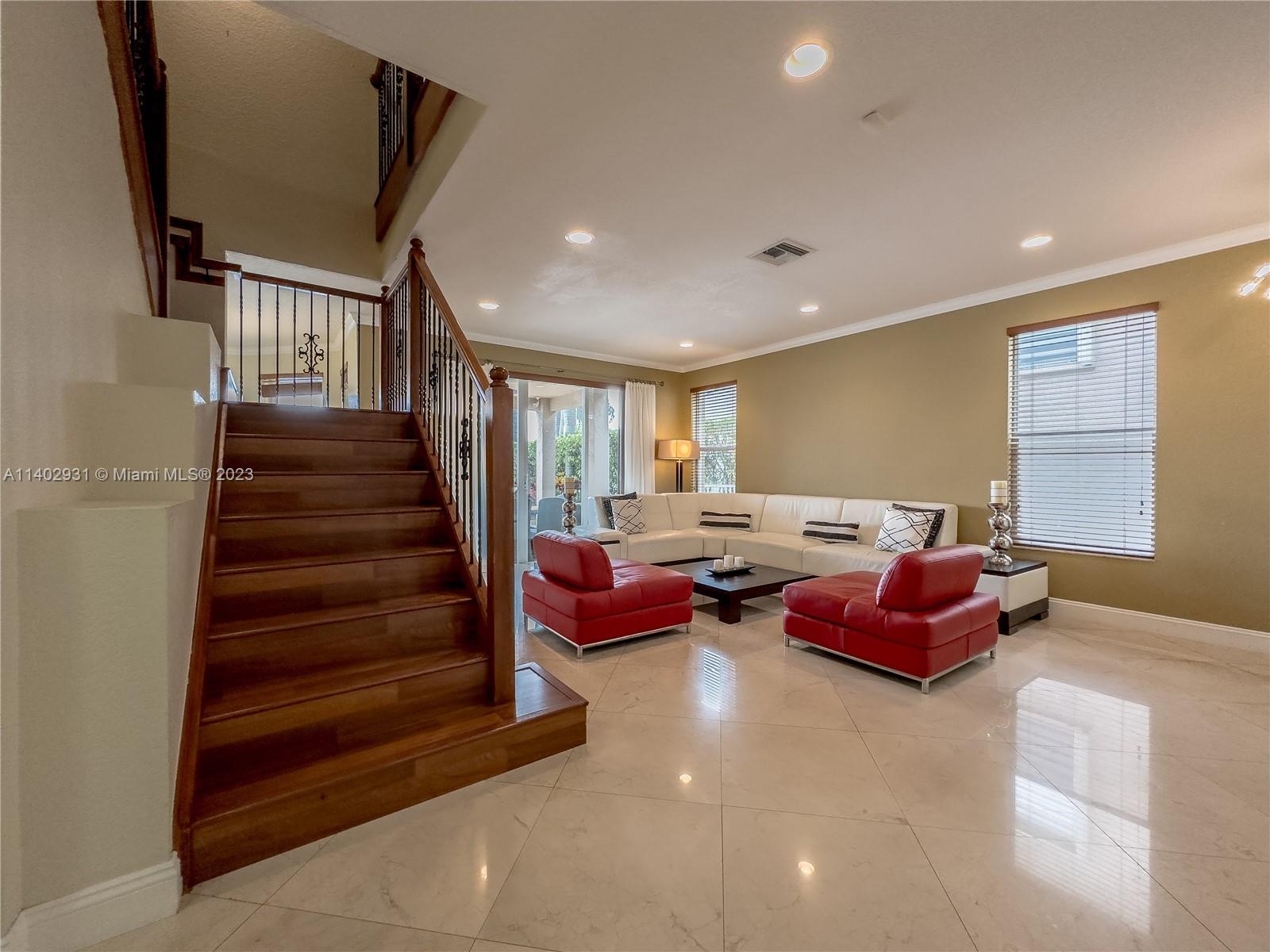 Listing Photo 43