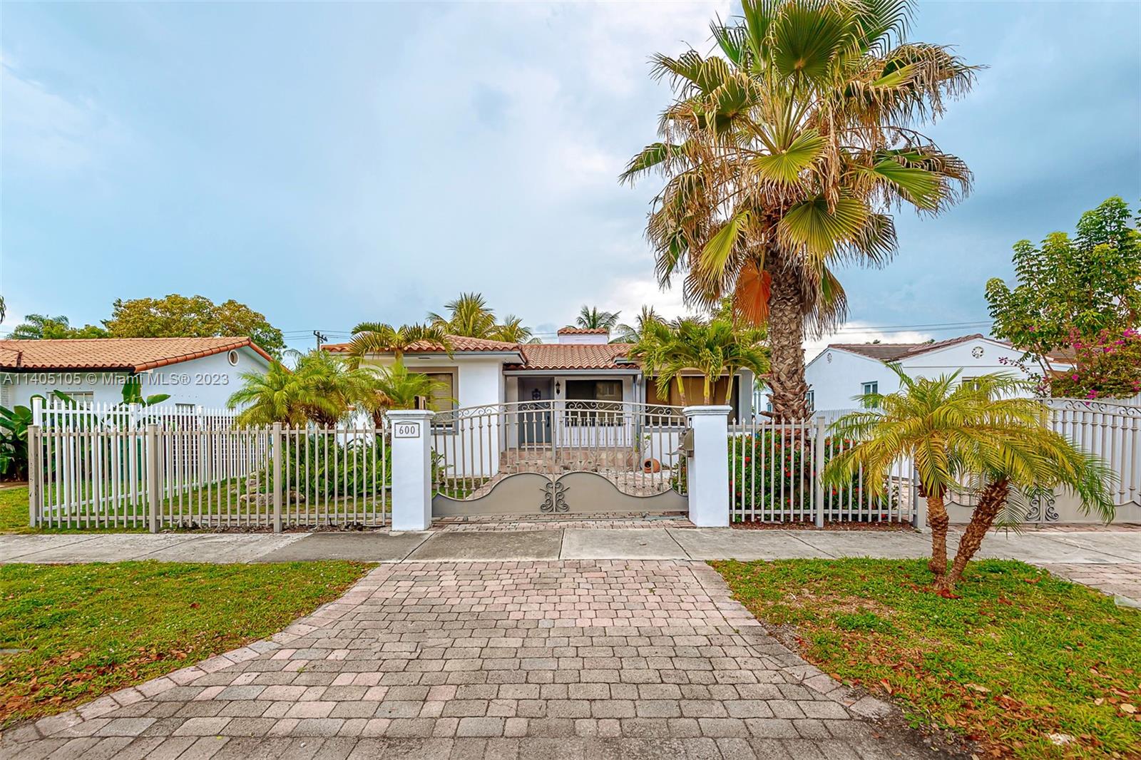 AMAZING LOCATION CLOSE TO MIAMI DOWNTOWN! This fully remodeled home features 3 Bedrooms, which could be easily converted into a 4 Bed; features a wonderful swimming pool with a Jacuzzi to enjoy Miami's beautiful summers. There is an extra bathroom by the pool. Fenced-in backyard with a paved terrace that is perfect for entertainment, barbecuing, and hosting friends and family. Updated kitchen with stainless steel appliances, Hurricane-impact windows, and doors, plus a large driveway. Located close to the center of vibrant and lively Miami Downtown, shopping centers, and restaurants. Don’t miss out on this centrally-located family home. Amazing private and secluded home with a private garden with pool & Jacuzzi only for you, relax in the lush tropical backyard, enjoy the pool and jacuzzi.