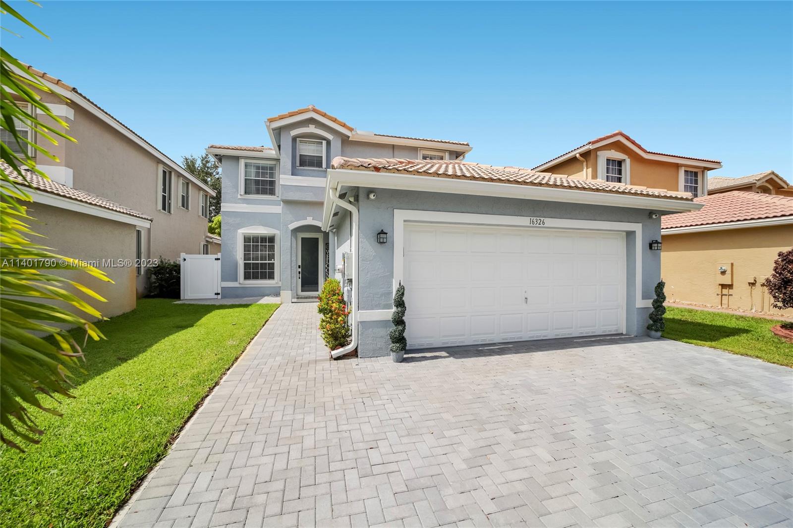 Listing Photo 1
