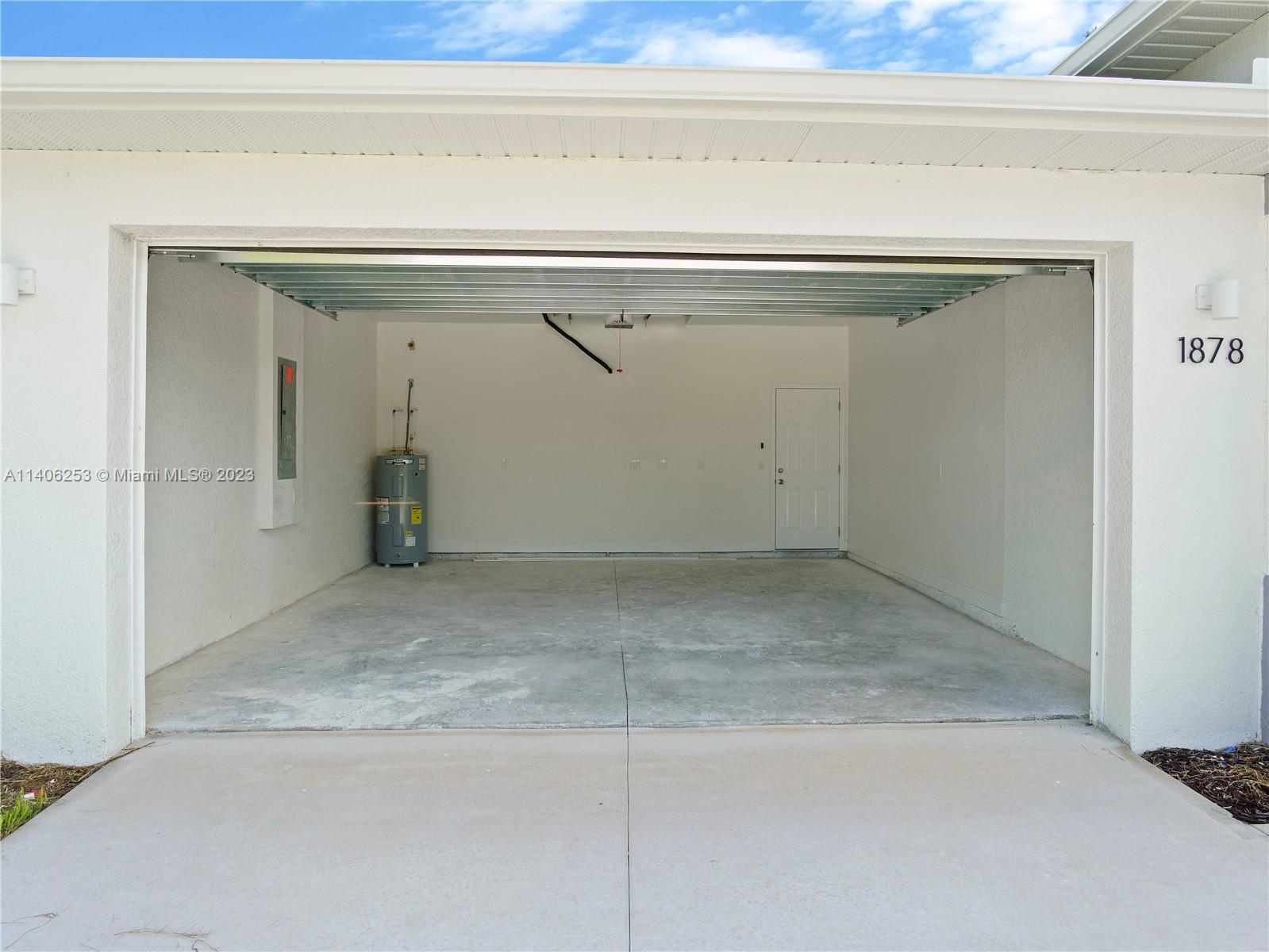 Listing Photo 15