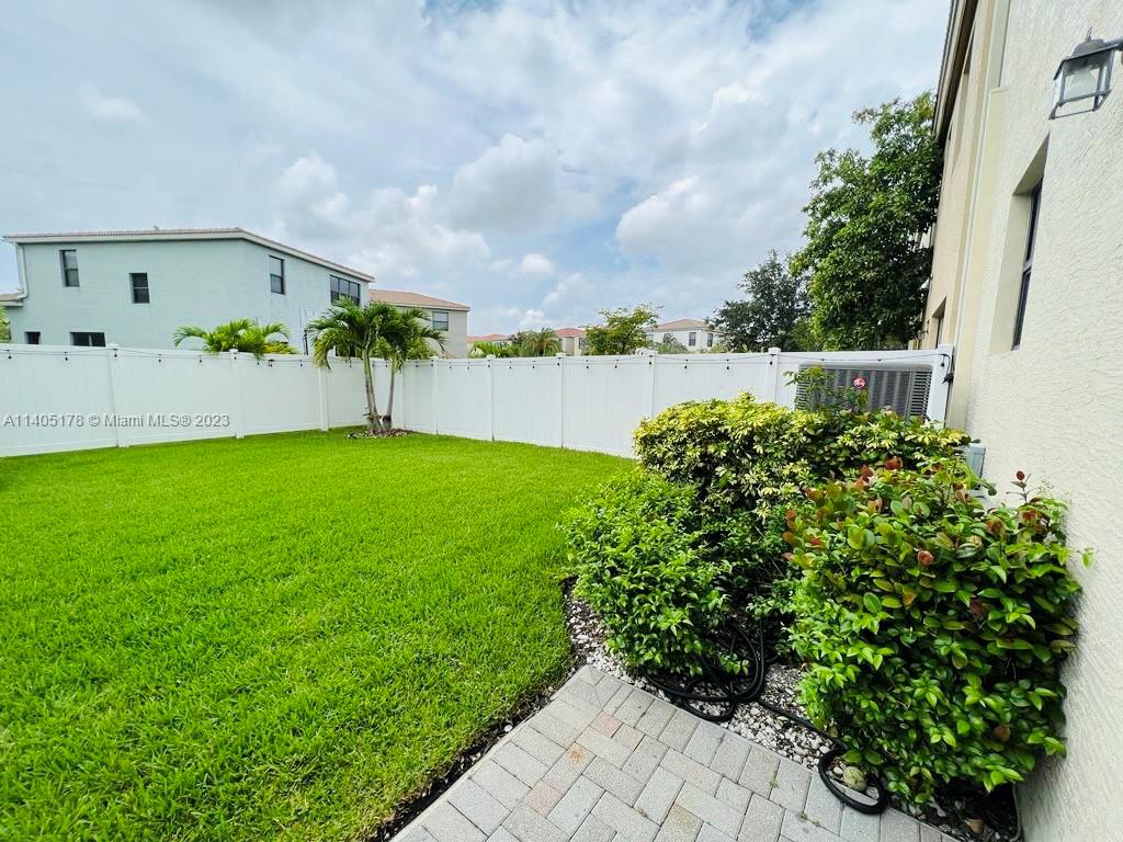 Listing Photo 37