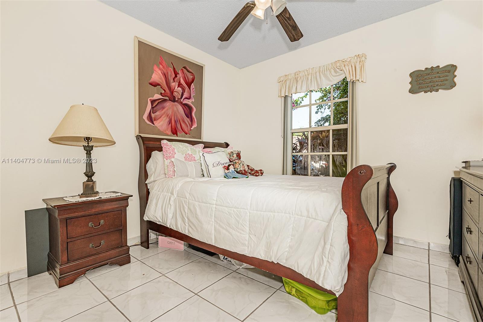 Listing Photo 17