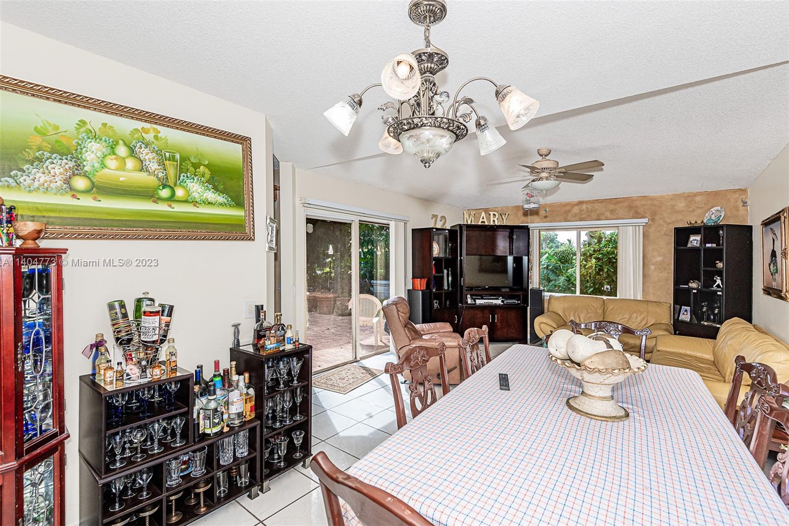Listing Photo 8
