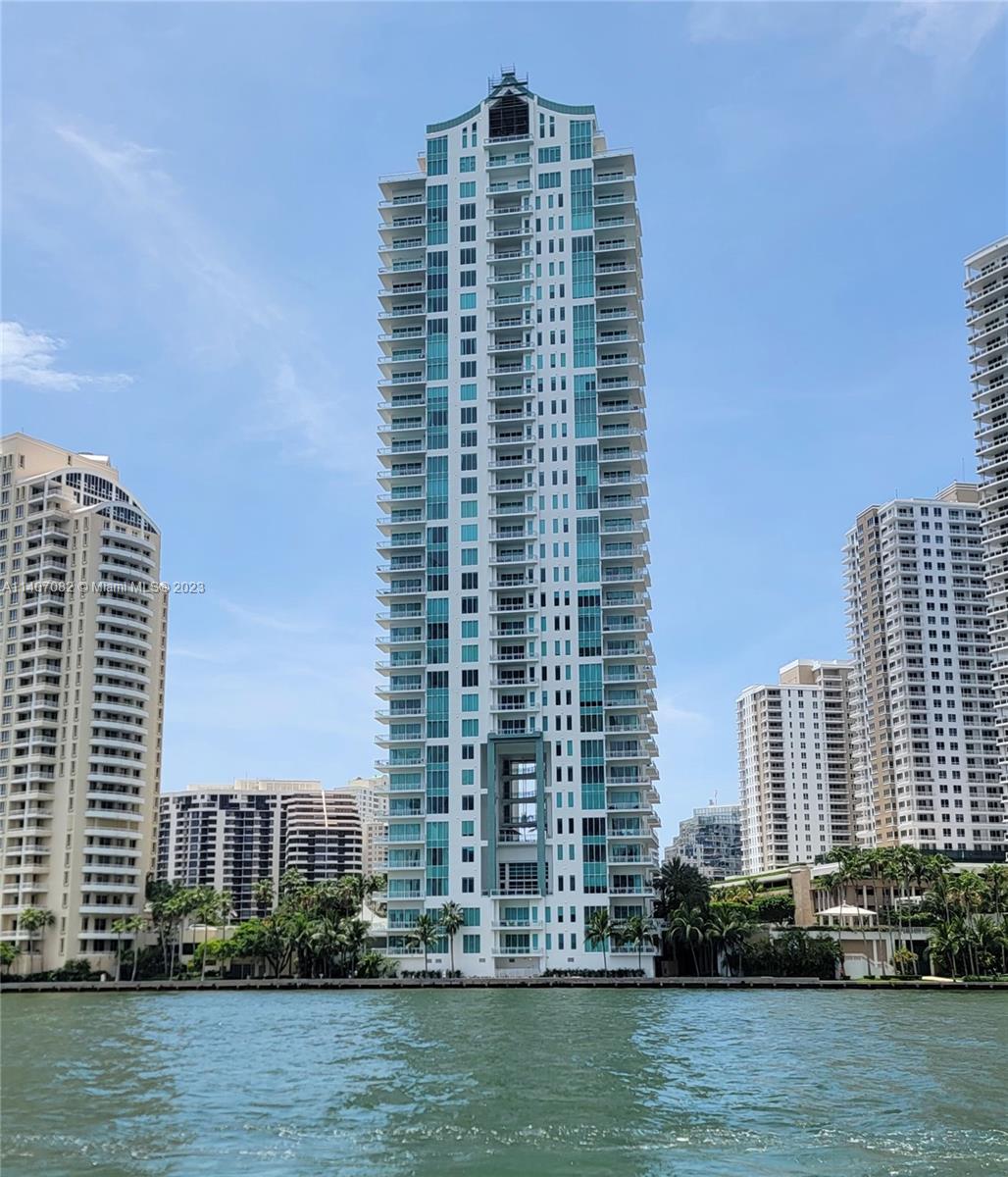 THE MOST PRIVATE & LUXURIOUS BOUTIQUE BUILDING IN THE HEART OF BRICKELL ON THE EXCLUSIVE ISLAND OF BRICKELL KEY. THIS BEAUTIFUL RESIDENCE HAS GORGEOUS VIEWS OF BAY AND MIAMI RIVER. THIS 2 BEDROOMS AND 2 & 1 HALF BATHS, PRIVATE FOYER, LARGE BALCONY, OPEN KITCHEN WITH MIELE AND SUBZERO, STORAGE, SPLIT FLOORPLAN, UPSCALE AMENITIES: POOL, HOT TUB, TENNIS COURT, 24 HOUR VALET PARKING SERVICE, CONCIERGE AND HIGH-TECH FITNESS CENTER, STEPS FROM RESTAURANTS & GROCERY STORE.