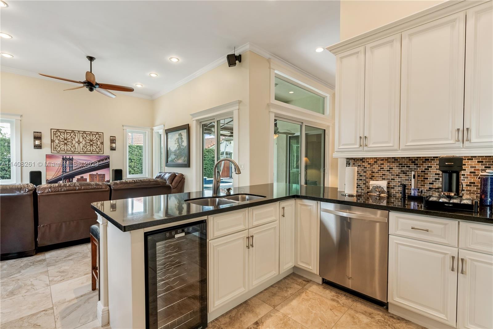 Listing Photo 16