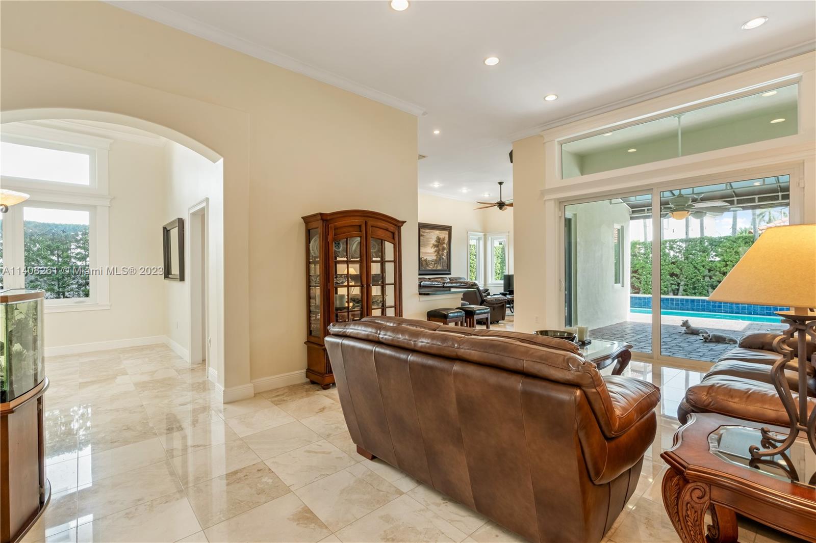 Listing Photo 8