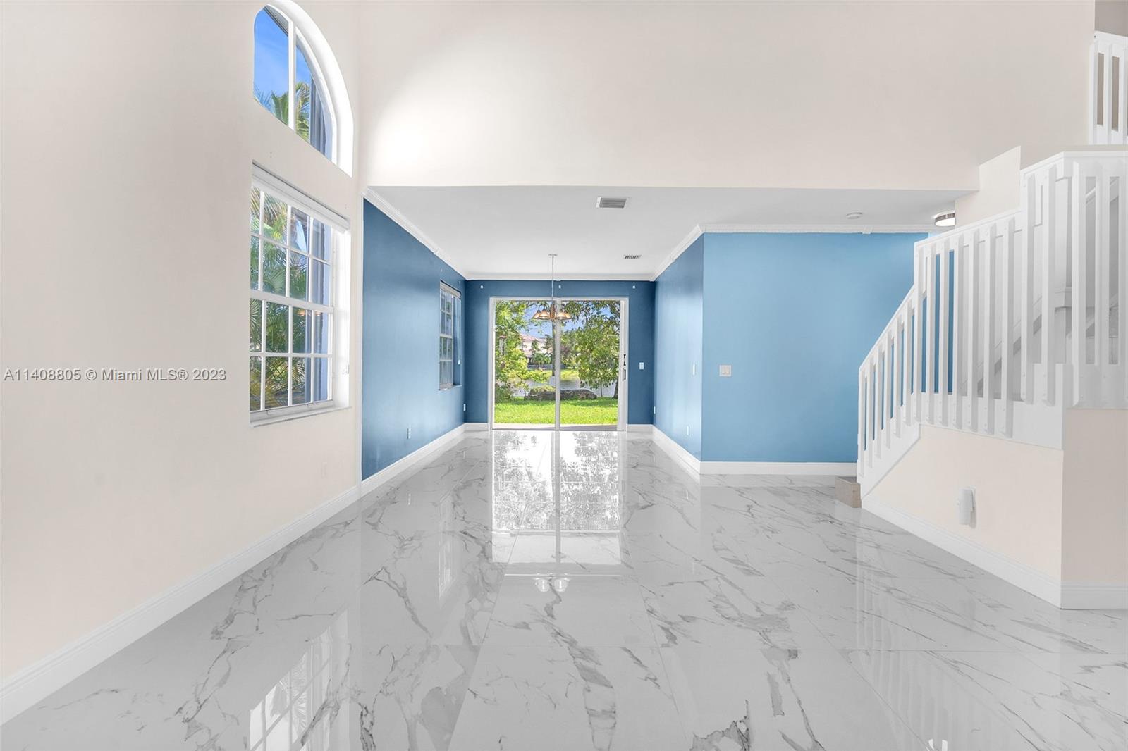 Listing Photo 6