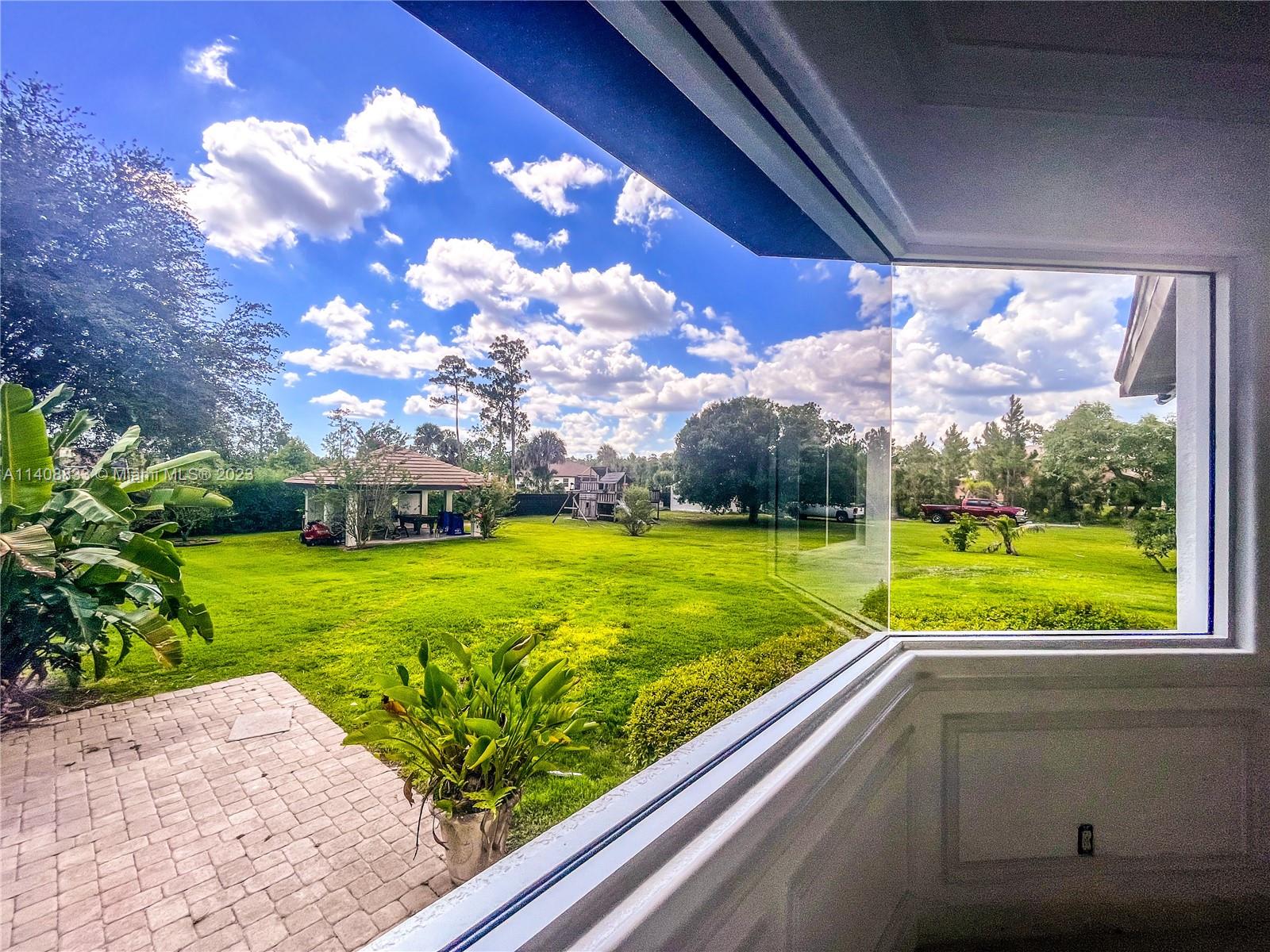 Listing Photo 28