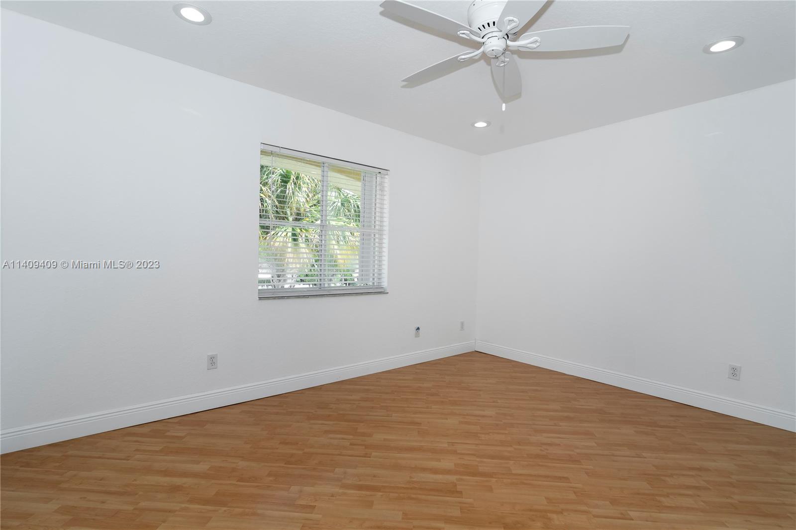 Listing Photo 20