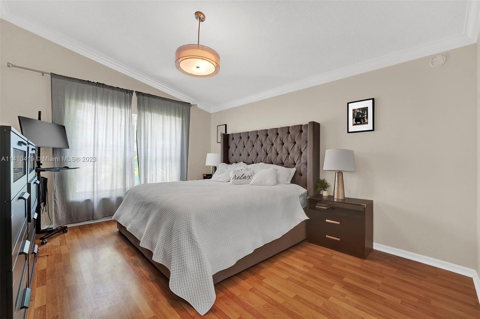 Listing Photo 18