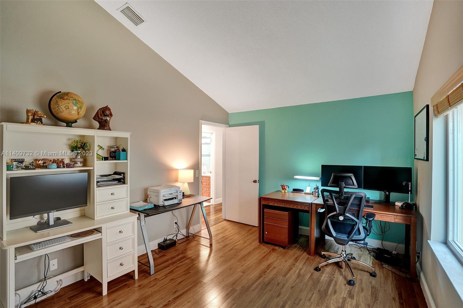 Listing Photo 25