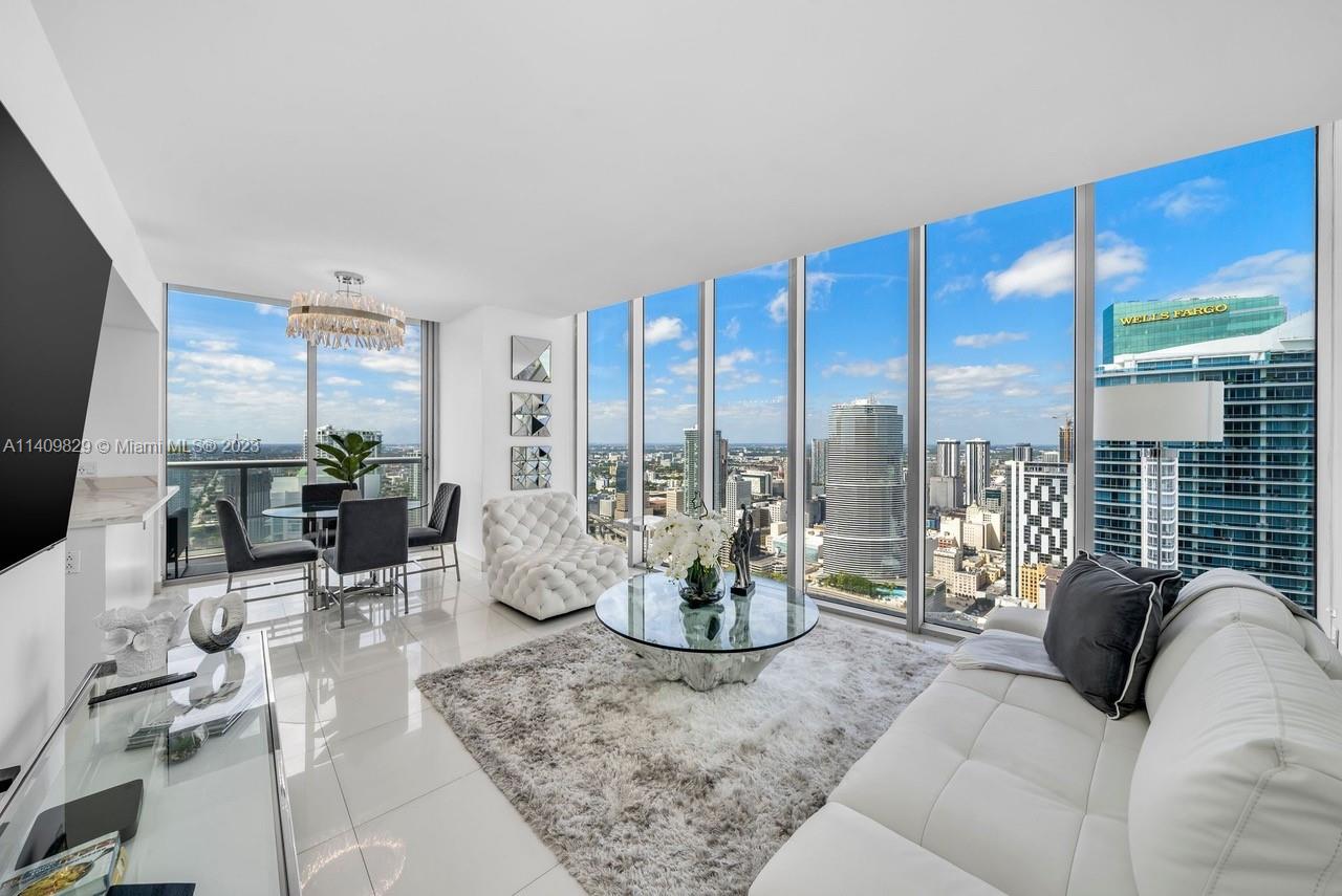 Located in the iconic ICON BUILDING in the heart of Brickell.
P.H. Corner unit, Designer decorated, custome closets, tile floors, short term rentals permitted. high rental income.