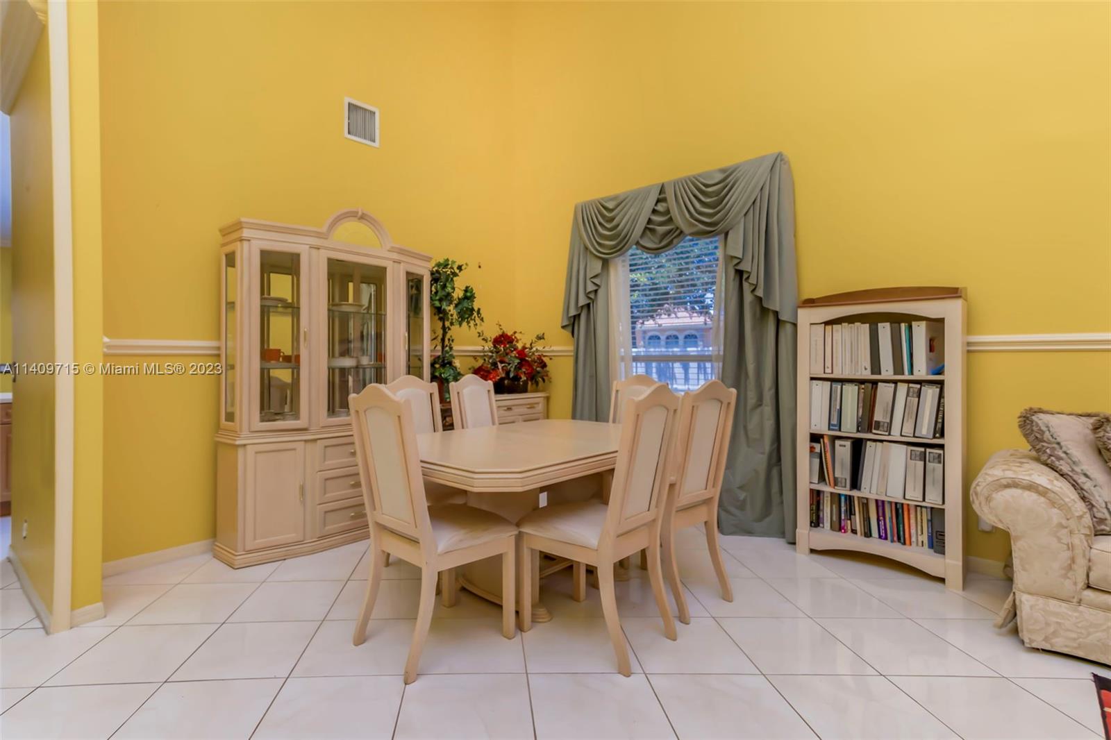 Listing Photo 18