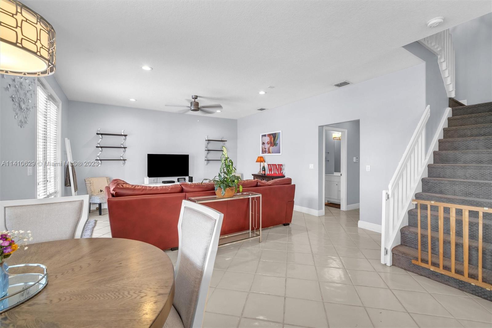 Listing Photo 12