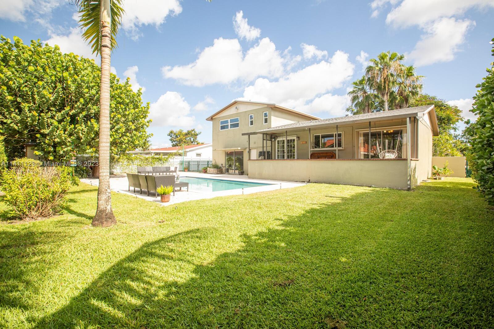 Listing Photo 17