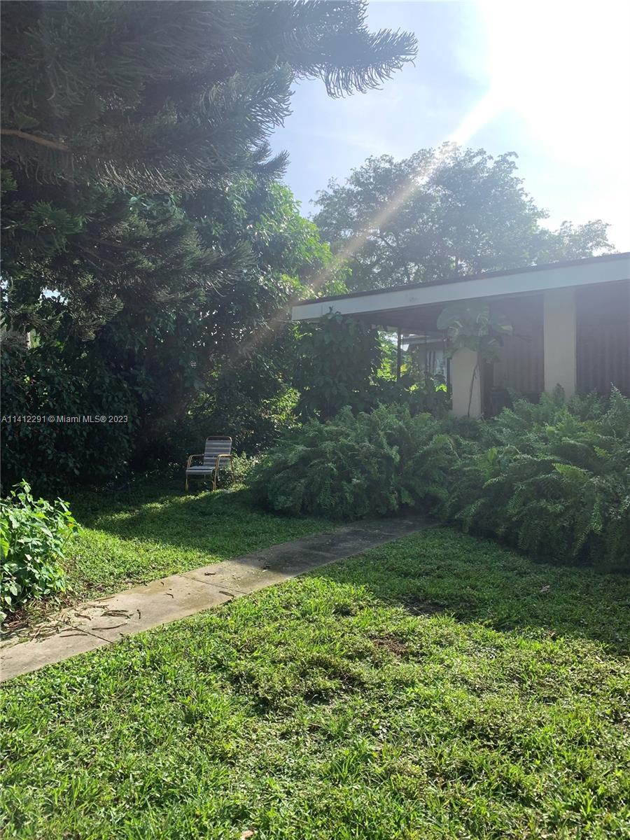 Listing Photo 0