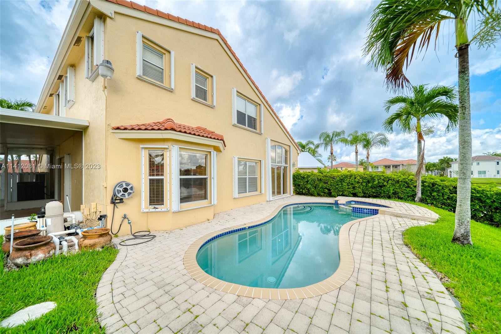 Listing Photo 16