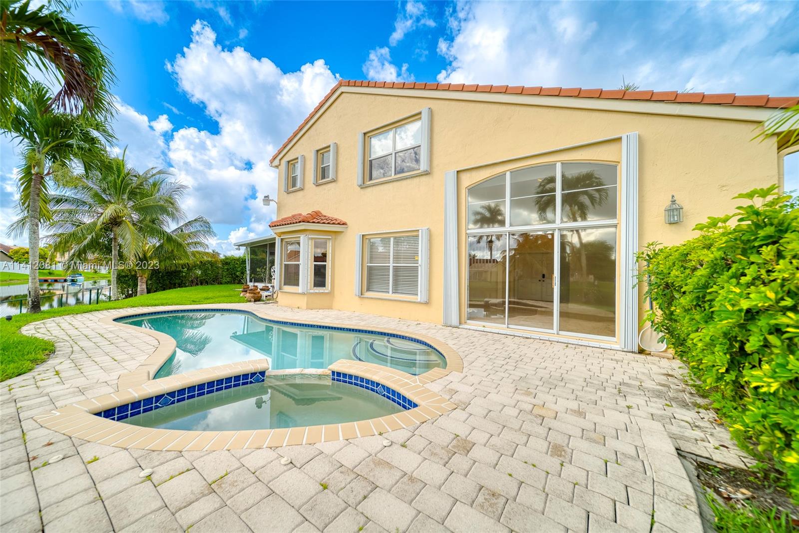 Listing Photo 7