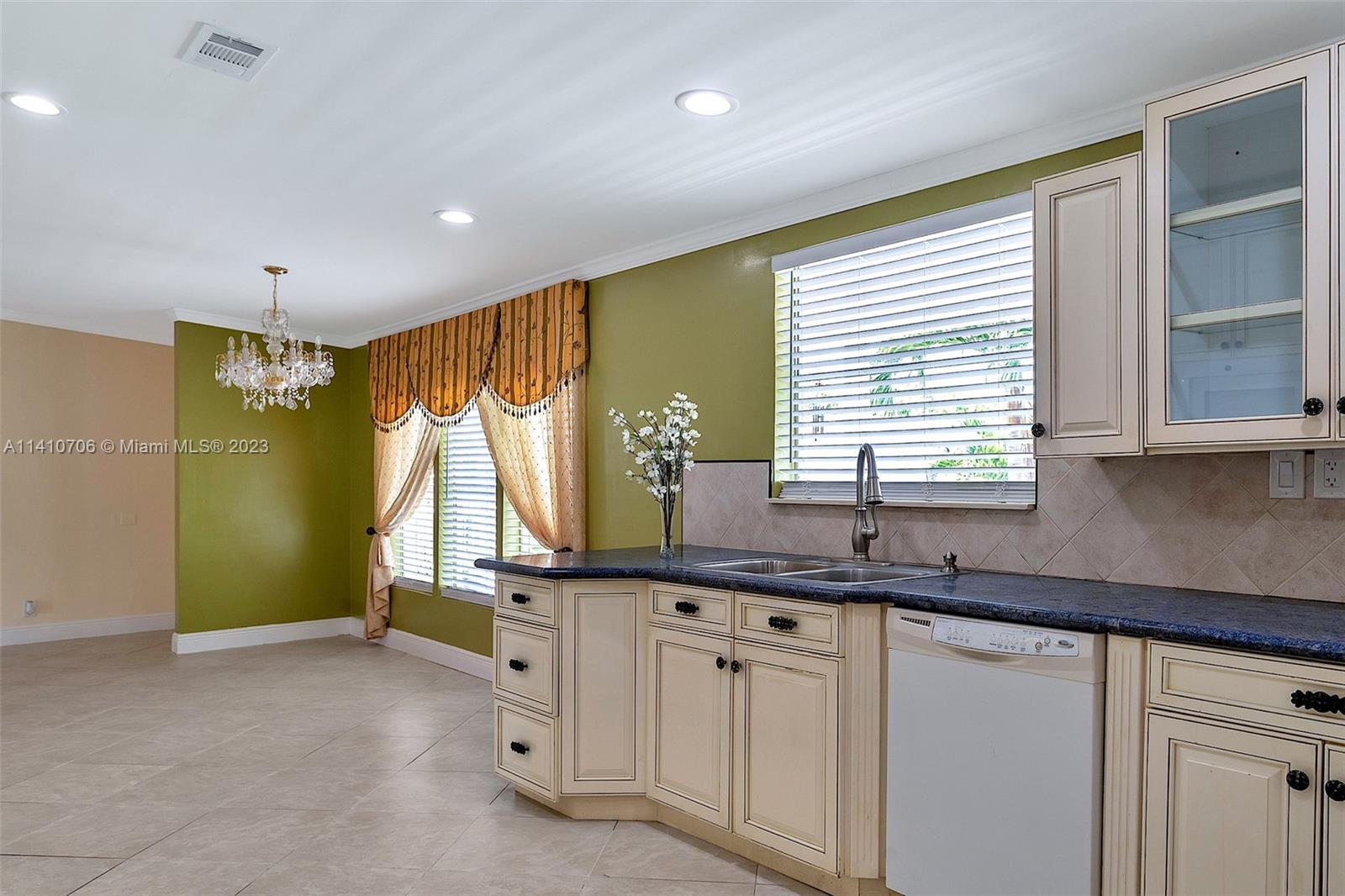 19800 SW 180th Ave 505-06