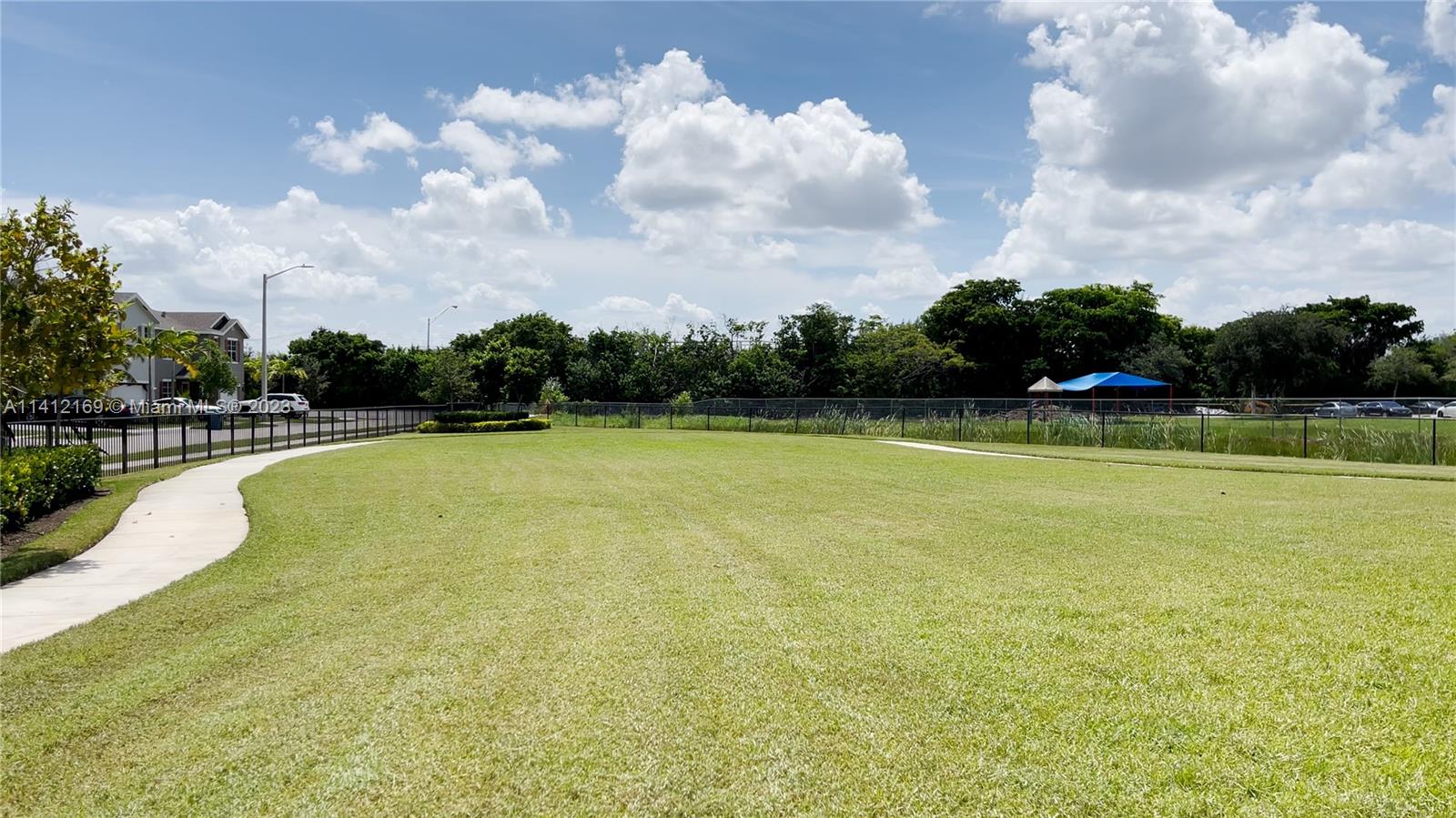 Photo 39 of 1379 NW 208th Ter in Miami Gardens - MLS A11412169