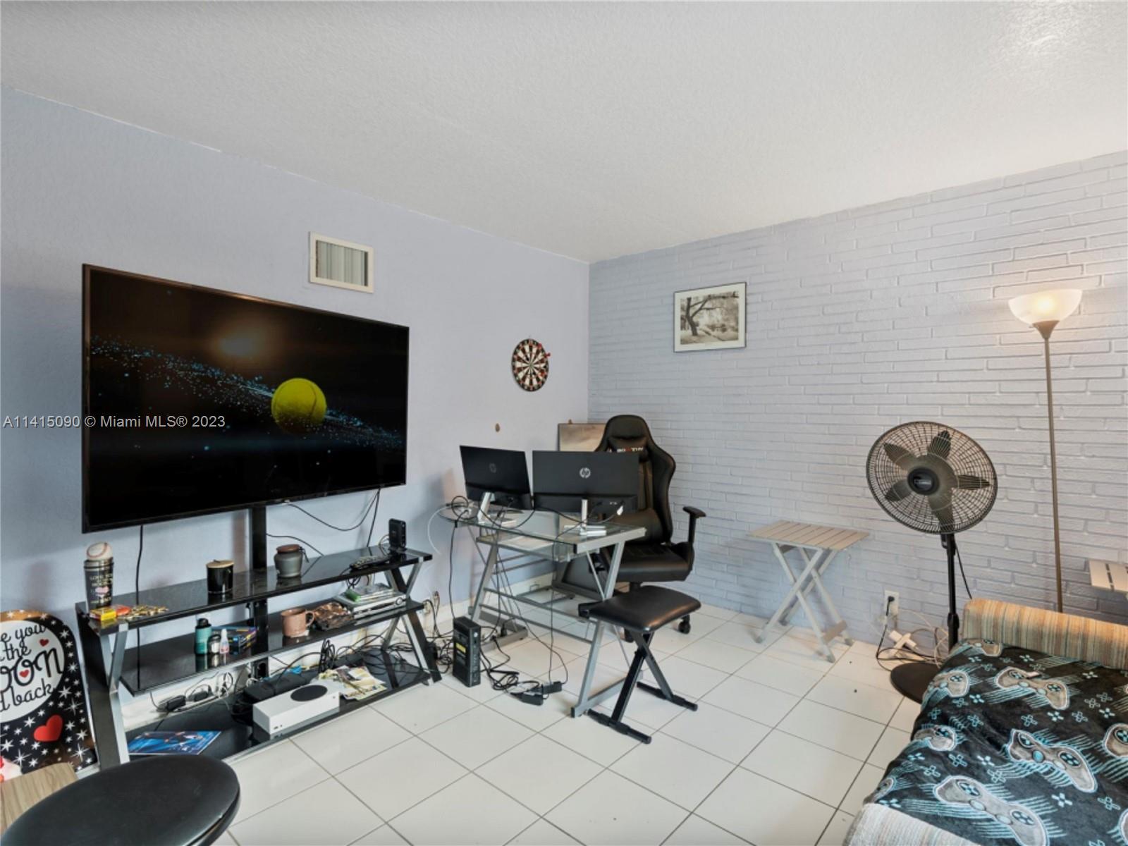 Listing Photo 13
