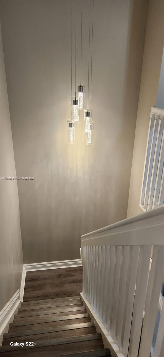 Listing Photo 11