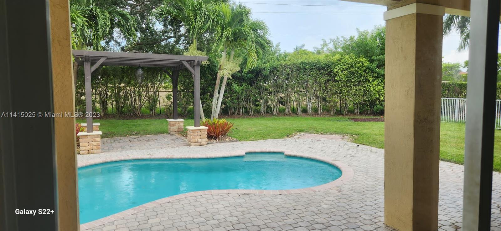 Listing Photo 19