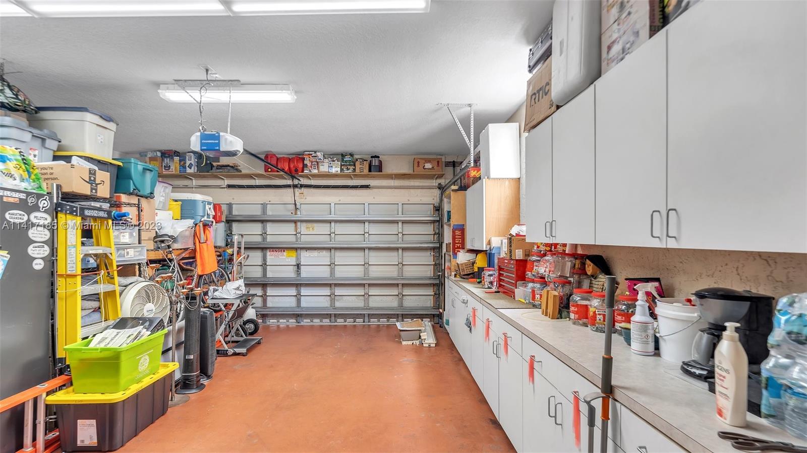 Listing Photo 10