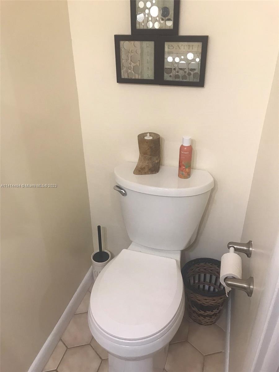 Listing Photo 10