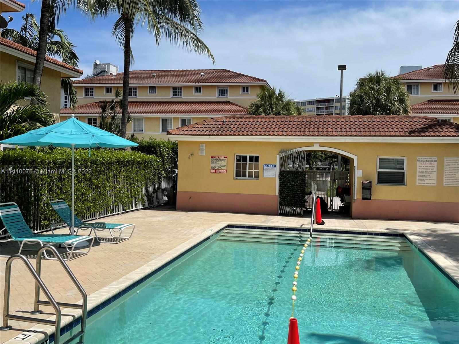 Photo 2 of 2066 NE 167th St in North Miami Beach - MLS A11410076