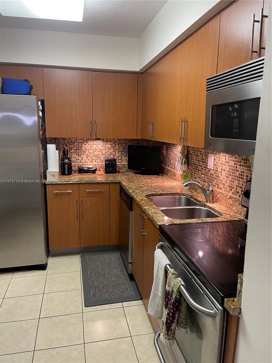 Photo 1 of Parc Central Aventura Eas Apt 302 in Aventura - MLS A11418749