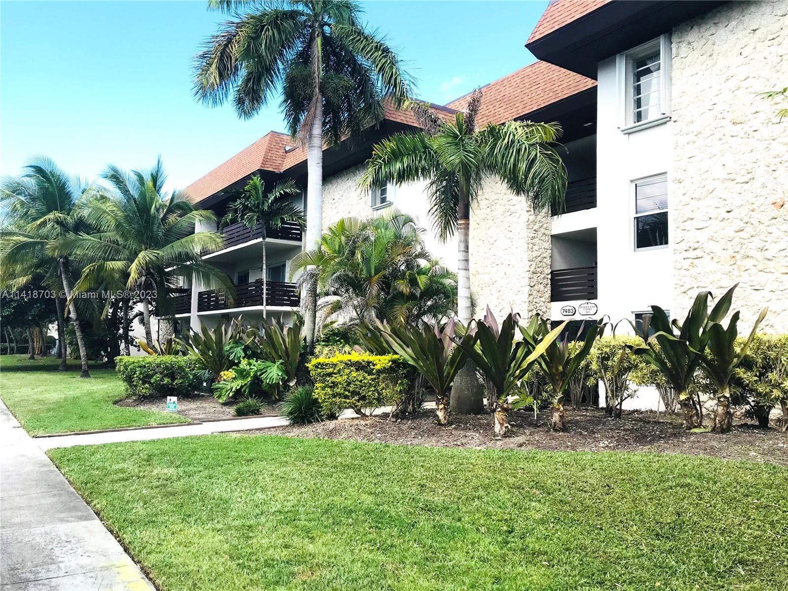 INVESTORS ONLY...TENANT OCCUPIED UNTIL MARCH 1ST 2024 ...BEAUTIFUL AND UPDATED 1/1 GROUND FLOOR UNIT IN DADELAND AREA...GREAT LOCATION...1 ASSIGNED PARKING SPACE...SWIMMING POOL AND EXERCISE ROOM...WASHER/DRYER... ON-SITE MANAGEMENT AND MORE!!!