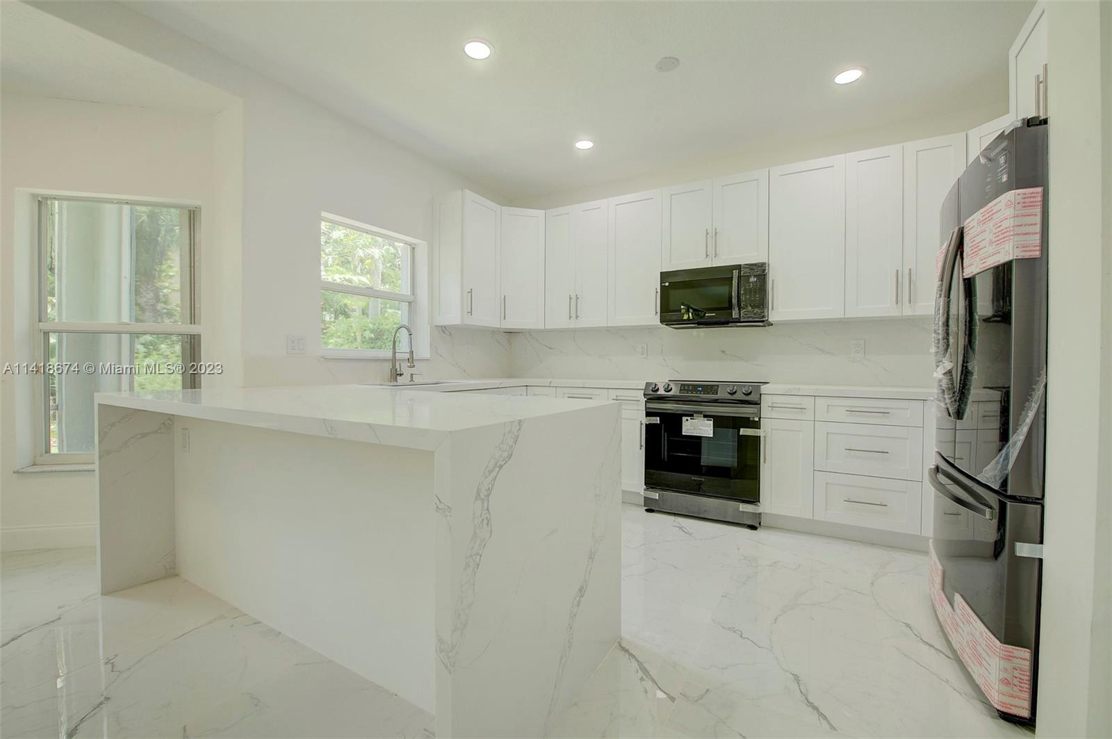 Listing Photo 15