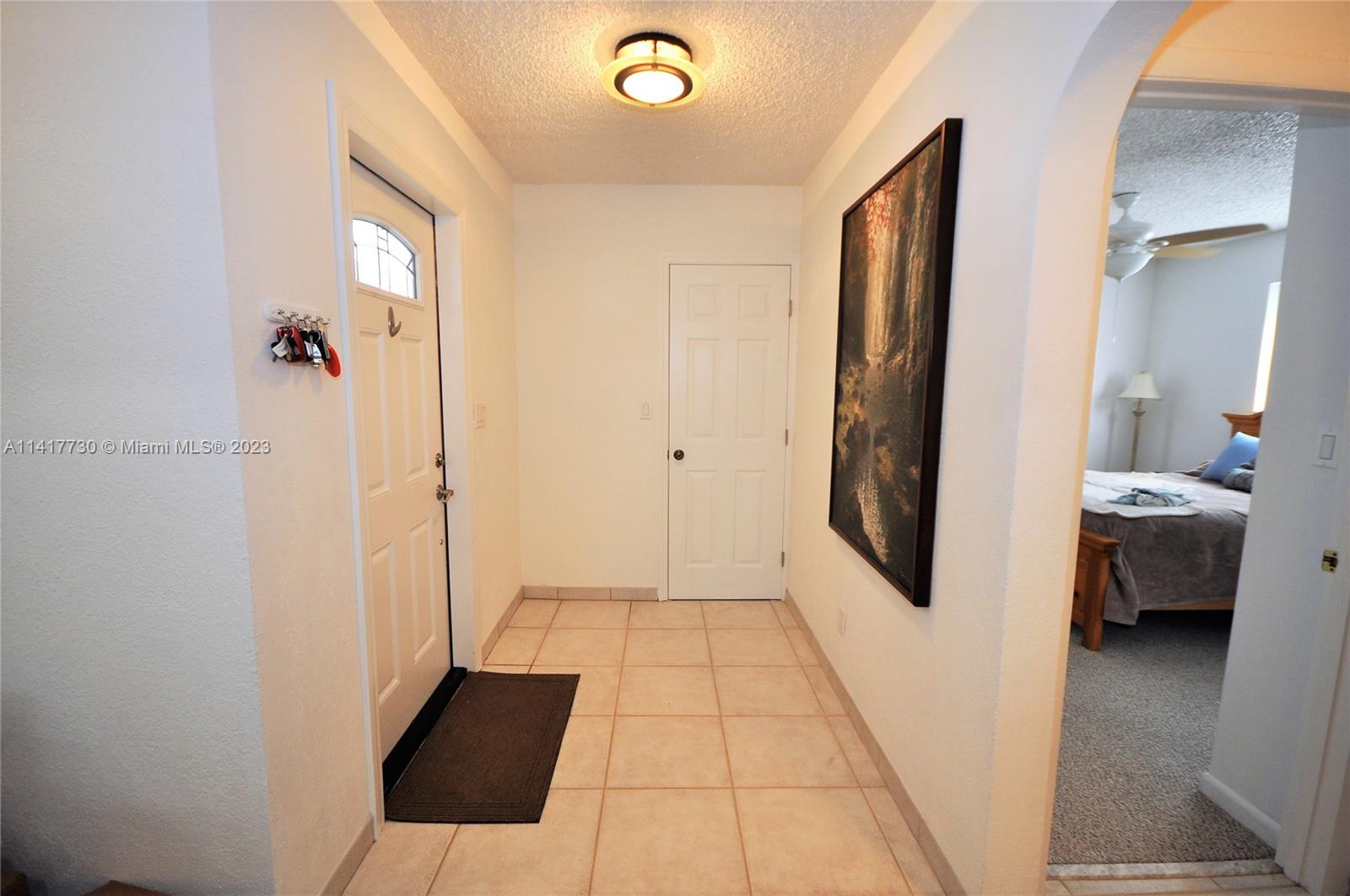 Listing Photo 12