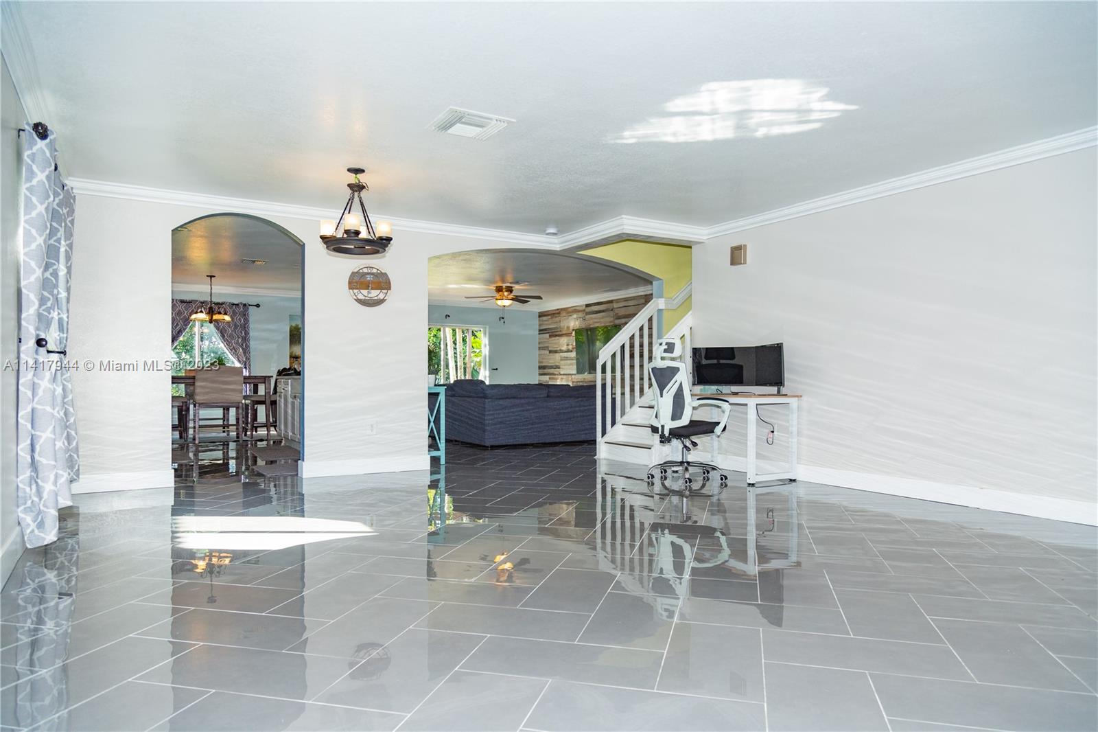 Listing Photo 15