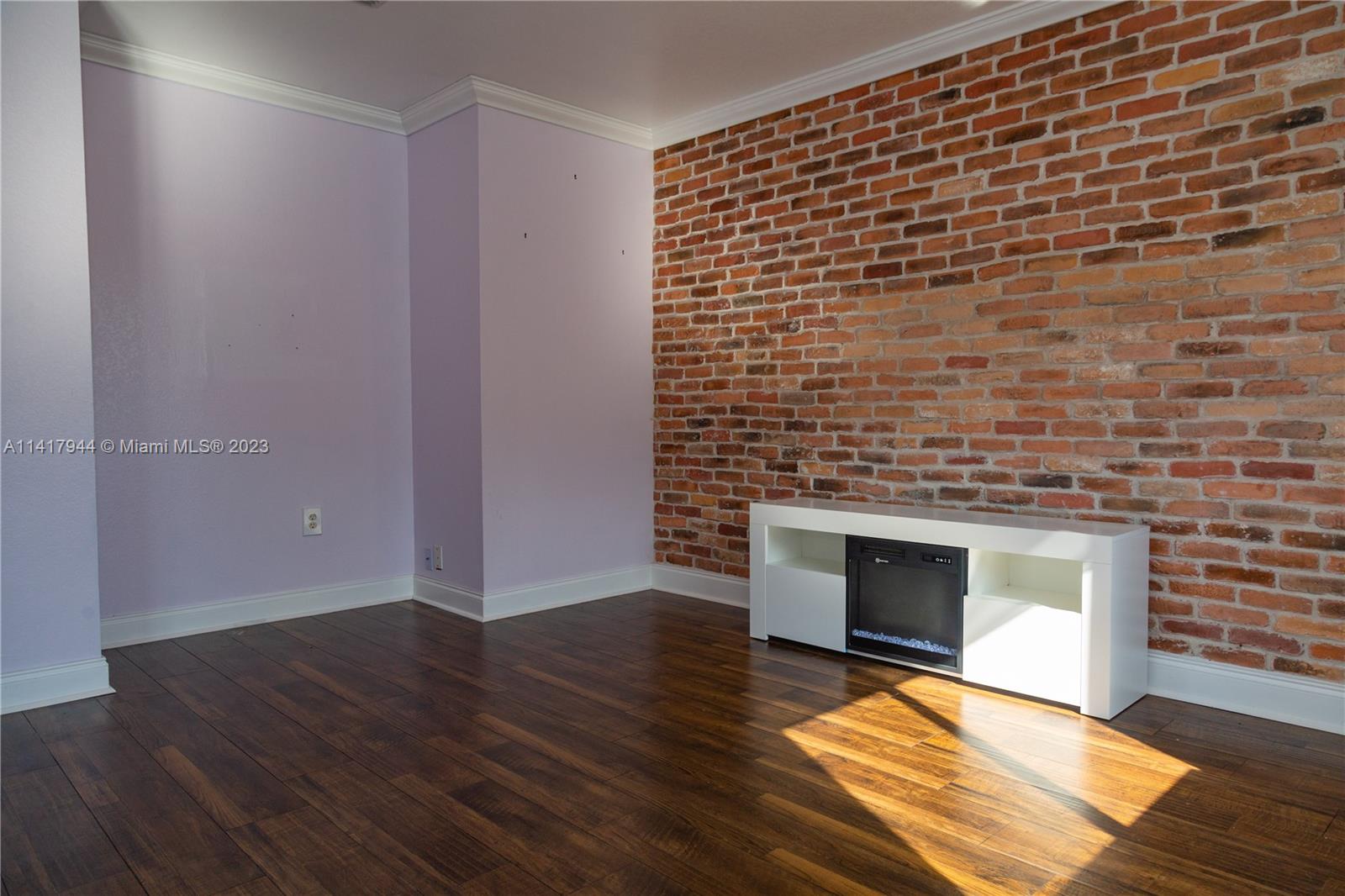 Listing Photo 23