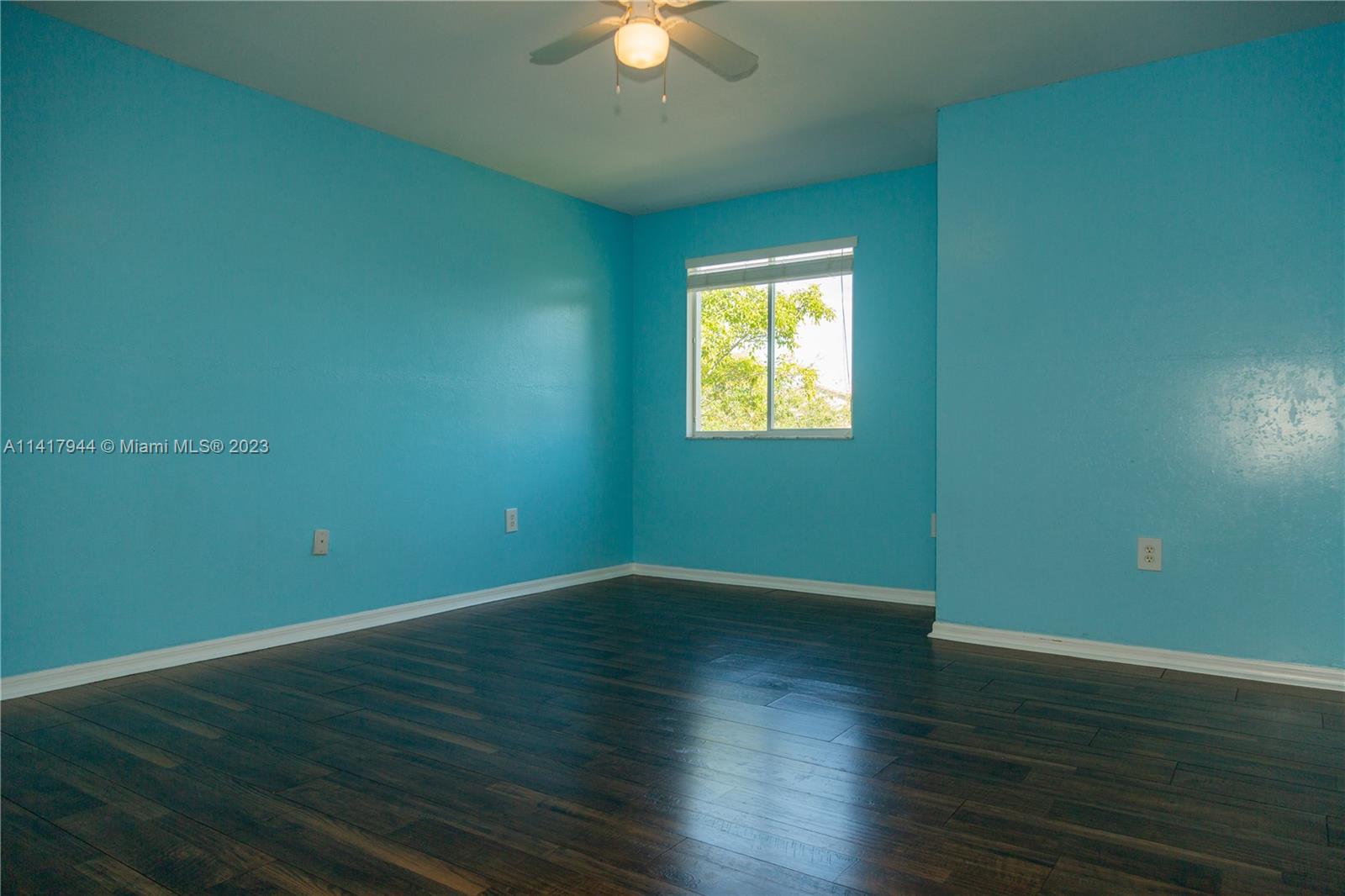 Listing Photo 38
