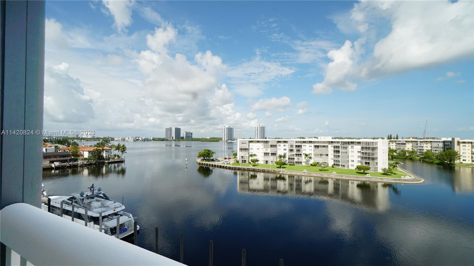 1000 W Island Blvd #610 For Sale A11420824, FL