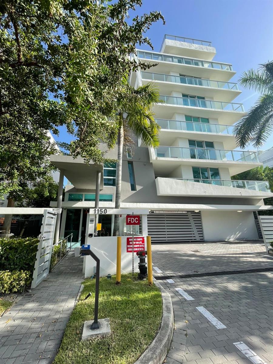 Amazing PH 3 bedroom unit in Boutique Building at Bay Harbor Islands. This apartment is turnkey ready. Enjoy sunsets from the rooftop terrace which includes a jacuzzi and dining area. Stainless steel appliances, interior customized closets, and blackout shades through out. Unit has 2 covered elevator parking spaces. Walking distance to Bal Harbour shops and A rated K-8 school