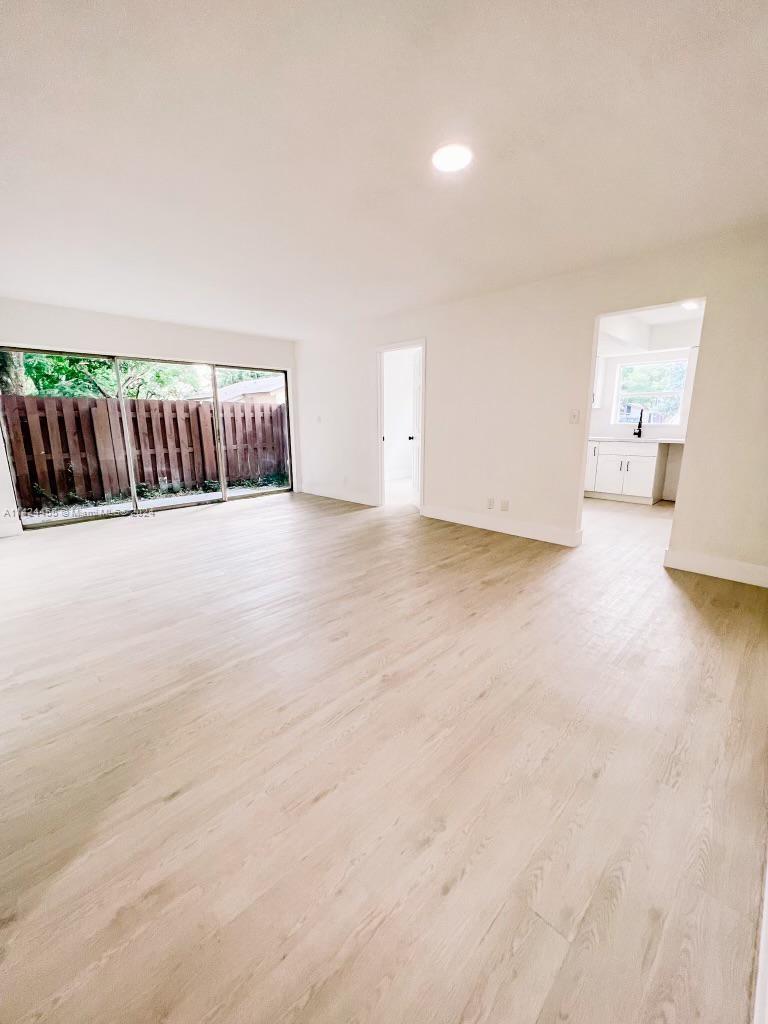 Seller motivated.... Come on over and fall in love with this charming first floor 2 Bed | 1 Bath Condo. Step into this home to immediately notice how well spaced out it is. This home features a large master bedroom with walk-in closet and a door to go to the bathroom. A Remodeled kitchen with a brand-new countertop. Appliances will be install before closing. Living room/dining room combo. Walk into the 2nd bedroom and use this space as a home office, nursery, etc. This unit is located in Apple Creek VI, community features water, lawn, parking, pool, exterior insurance, tennis court, clubhouse and so much more.