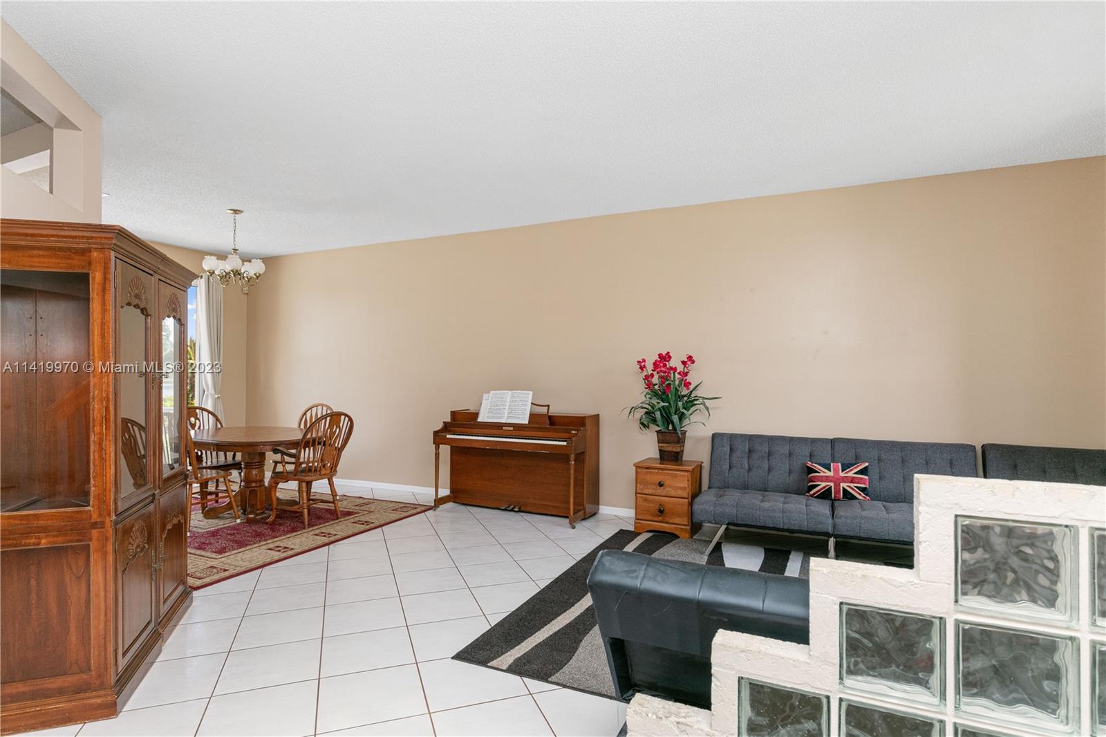 Listing Photo 32