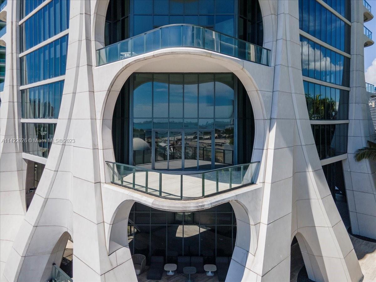 Downtown Miami Waterfront Condos For Sale