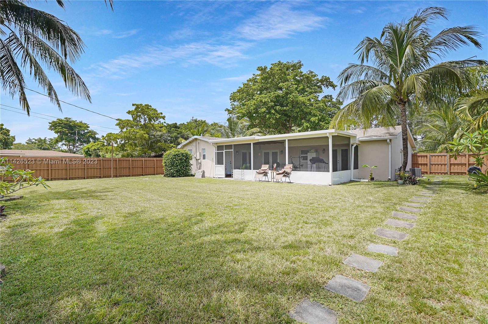 Listing Photo 8