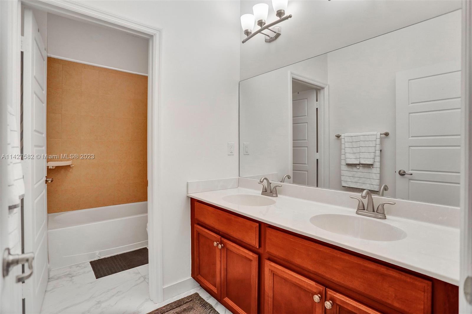 Listing Photo 33