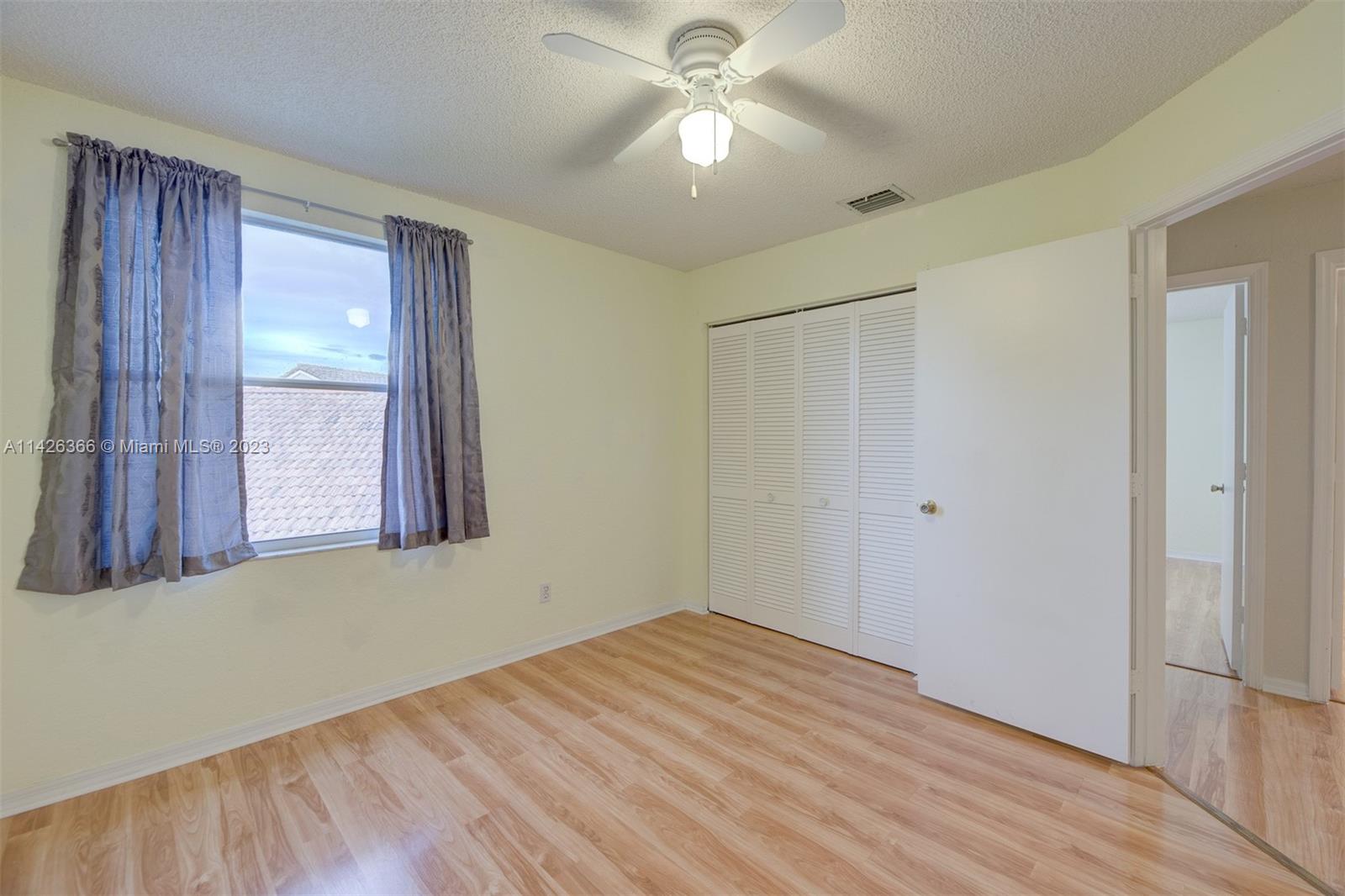 Listing Photo 24